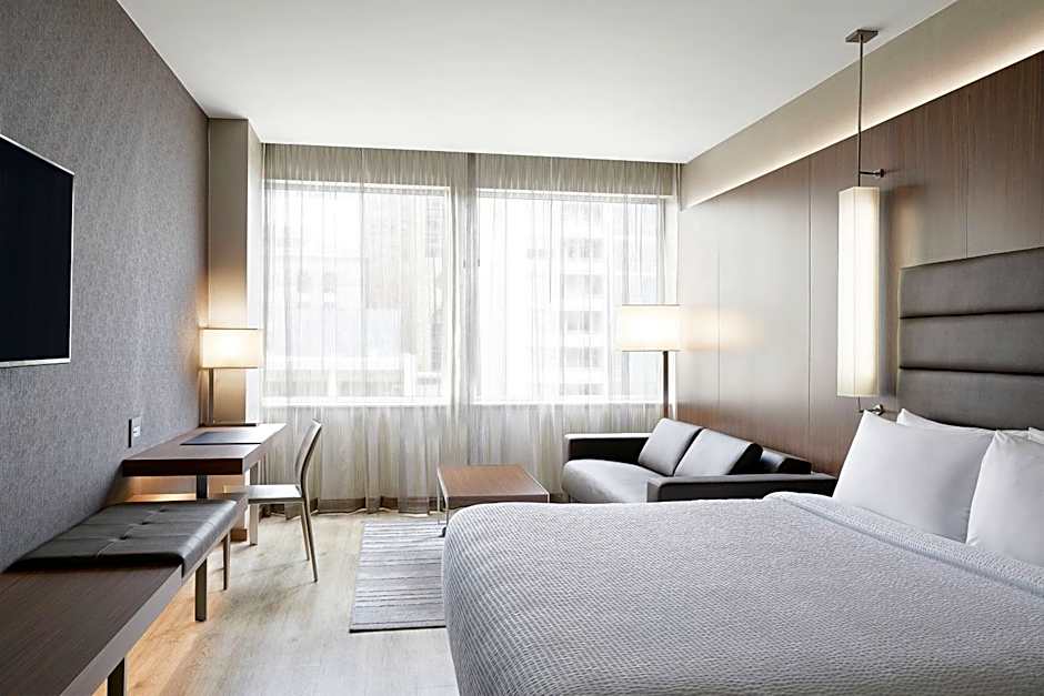 AC Hotel by Marriott Dallas Downtown