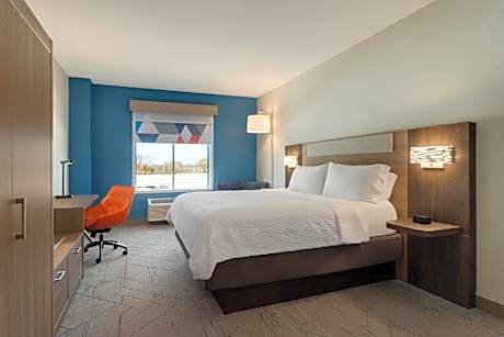 Standard King Room