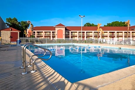 Red Roof Inn Virginia Beach-Norfolk Airport