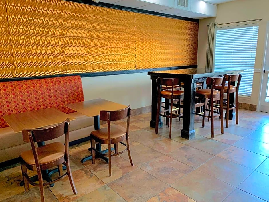 MainStay Suites Addison - Dallas