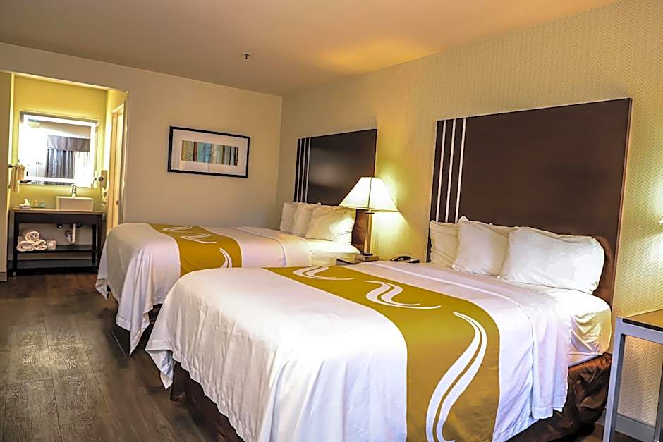 Quality Inn & Suites Camarillo-Oxnard