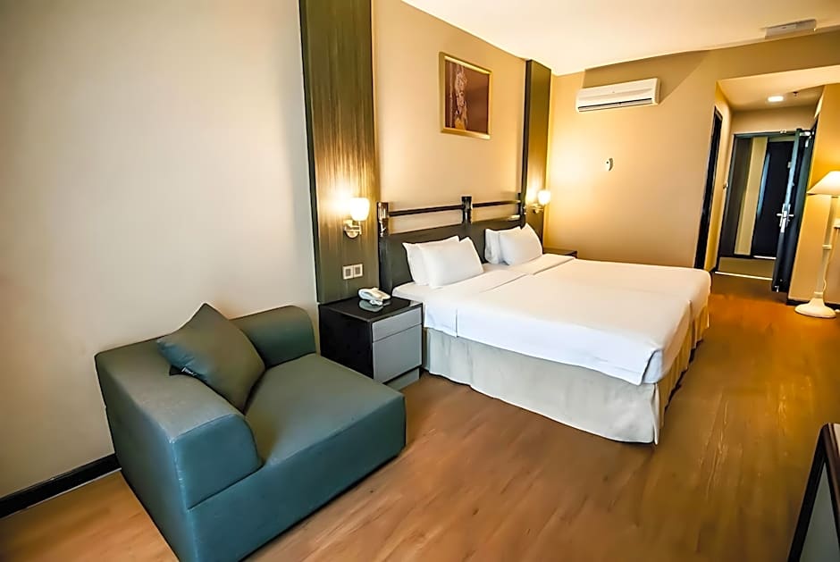 Kk Times Square Hotel