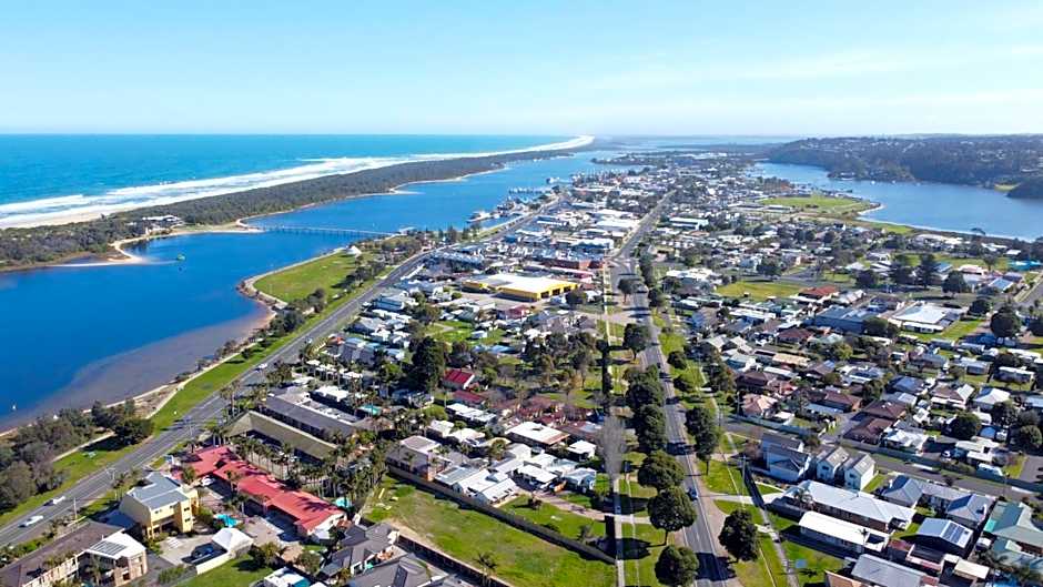 Cunningham Shore Motel