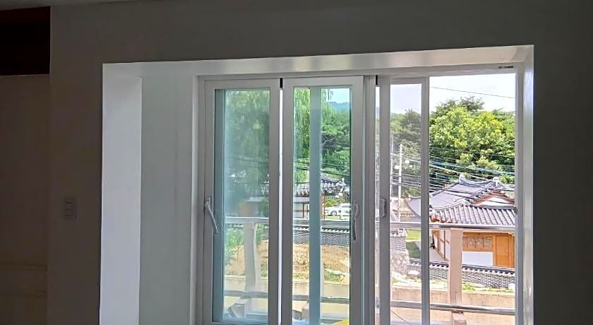 Hiddenhill Bulkuksa Hotel