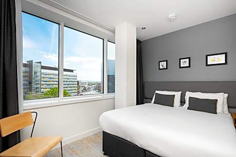 Two-Bedroom Apartment Sleeps 6