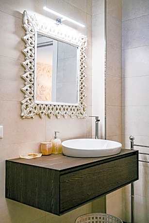 Suite with Garden View