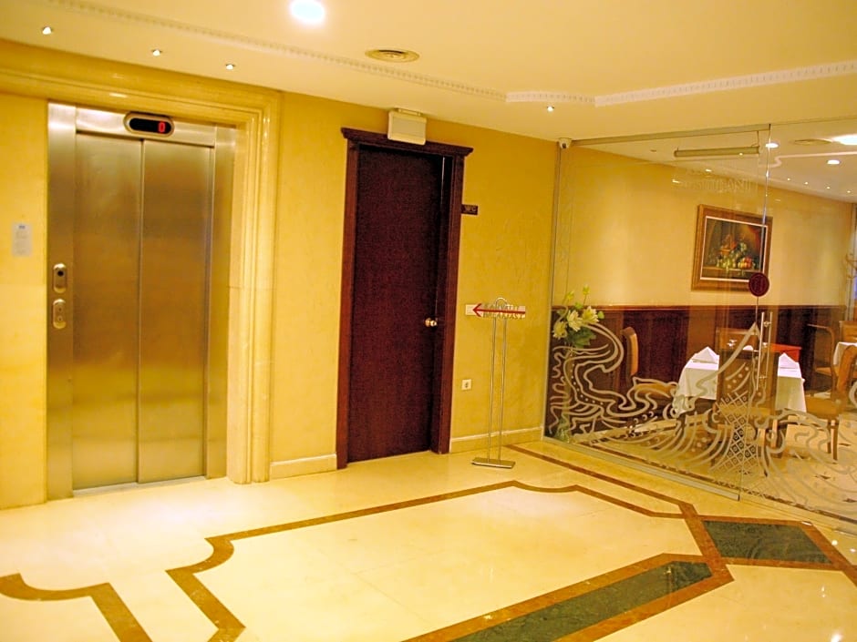 Topkapi Inter Istanbul Hotel