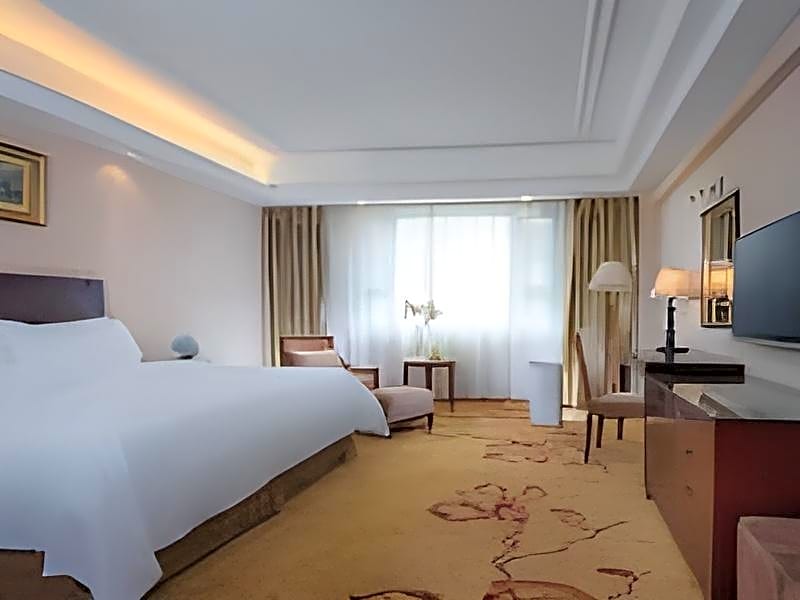 Vienna International Hotel Yangshuo West Street                                                 