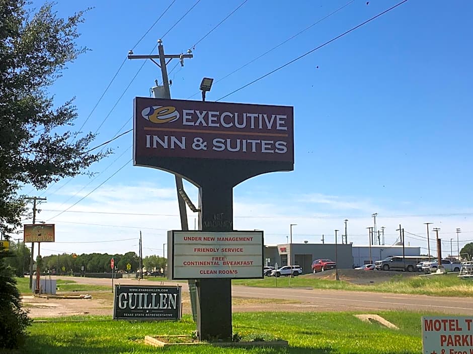 Hebbronville Executive Inn