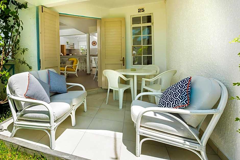 Cozy townhome near beach in heart of Grand Baie