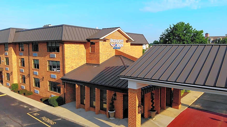 Patriots Inn