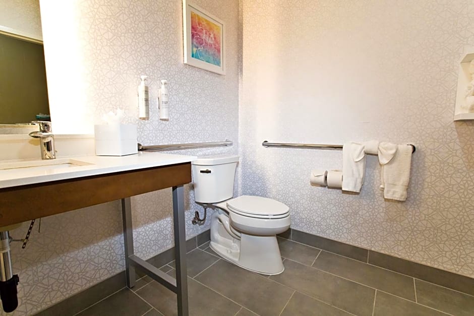 Hampton Inn By Hilton & Suites Sacramento - Cal Expo
