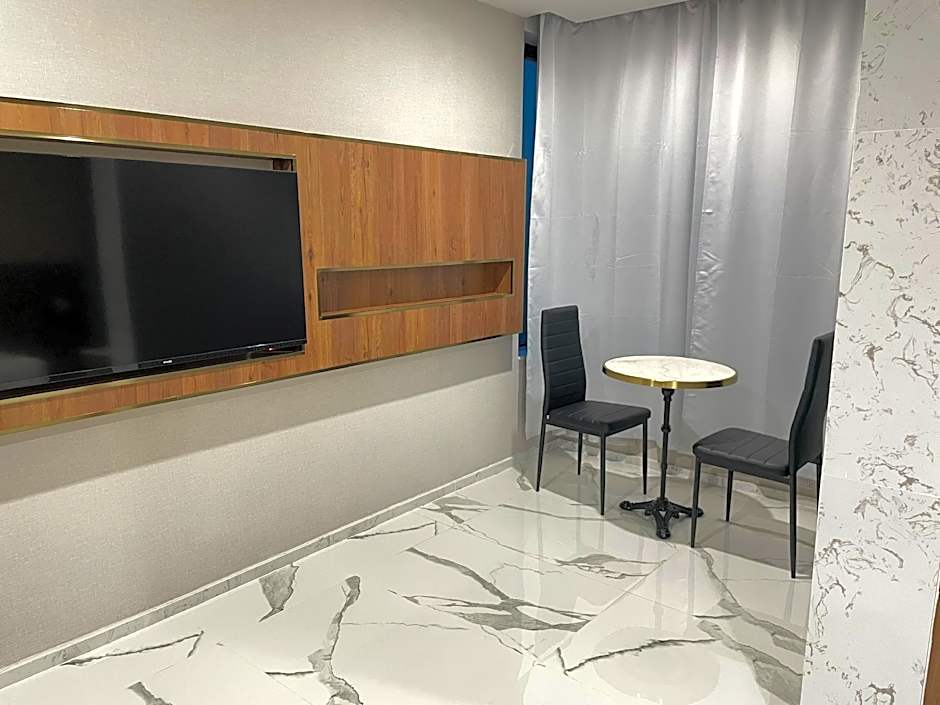 Aramis Hotel Kamphaeng Phet