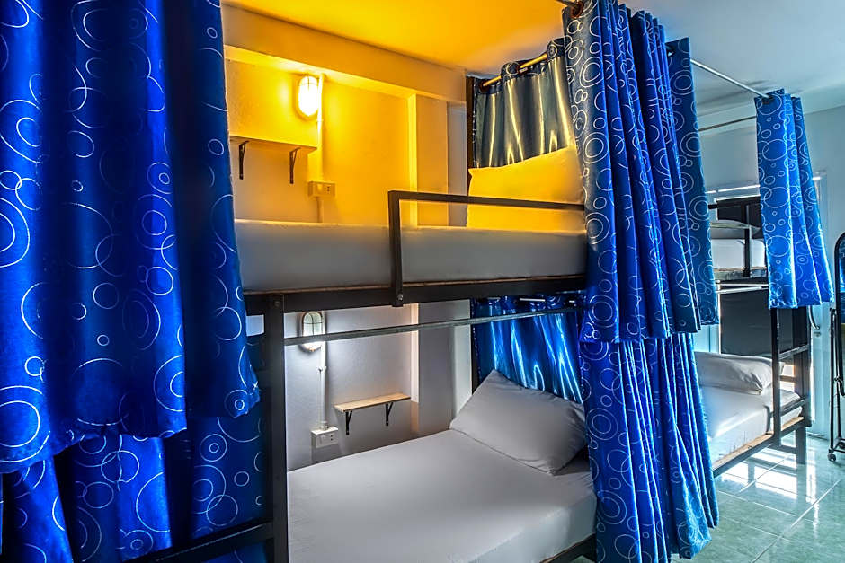 See Sea Backpacker House