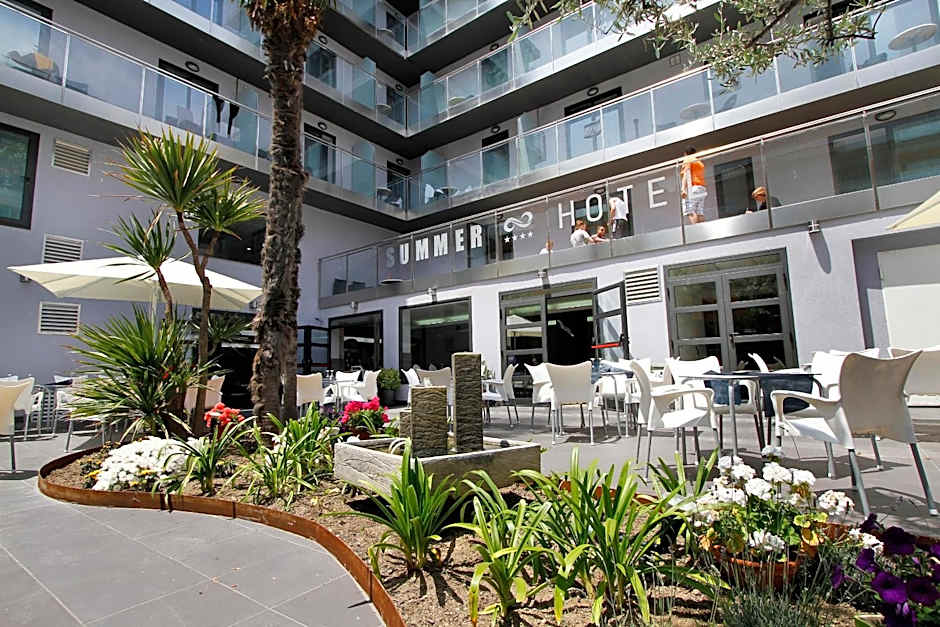 Summer Hotel