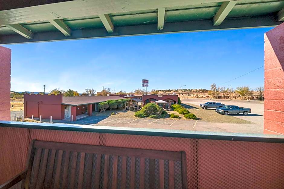 Canyon's Edge Route 66 Motel