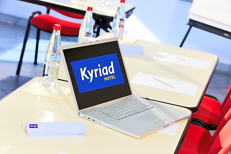 Kyriad Toulon Est Hyeres La Garde