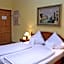Hotel Schloss Edesheim