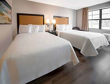 Standard Studio 2 Queen Beds Nonsmkng