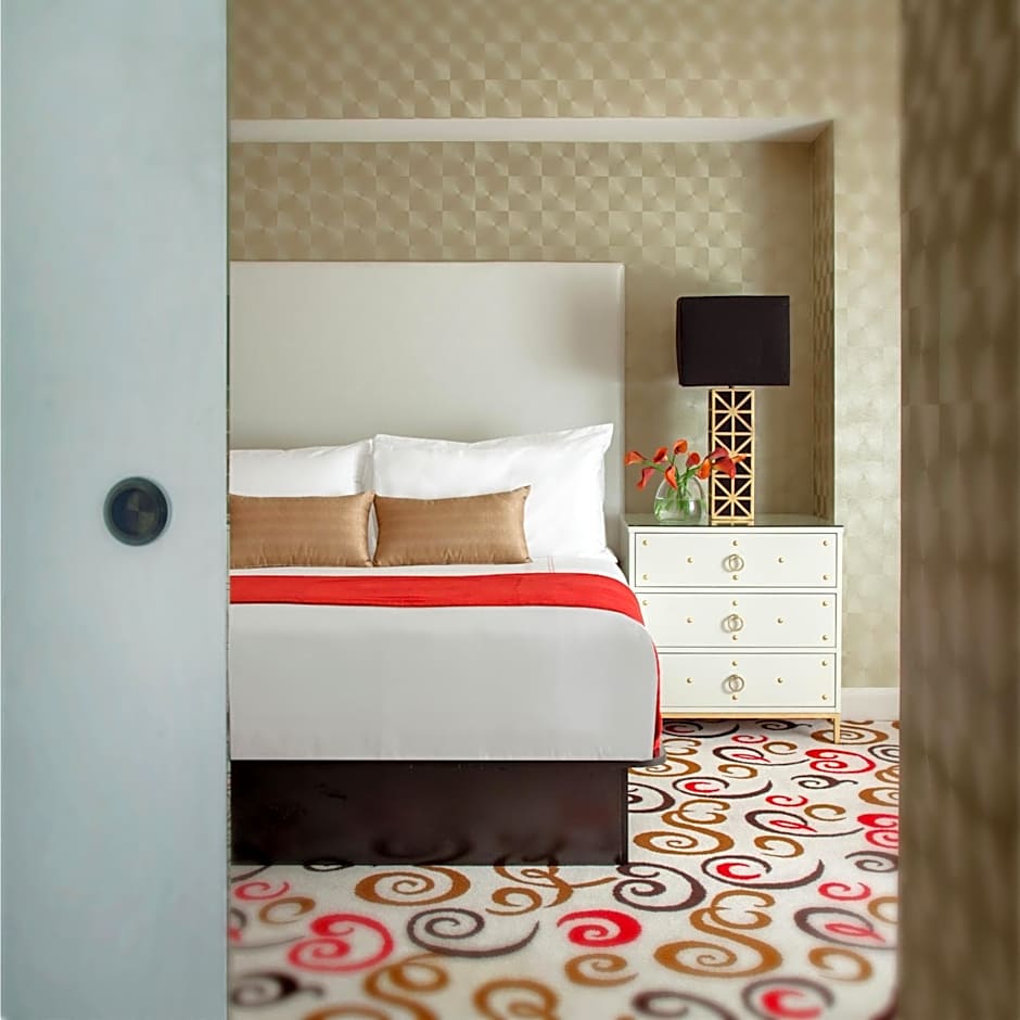 Downtown Grand Hotel & Casino