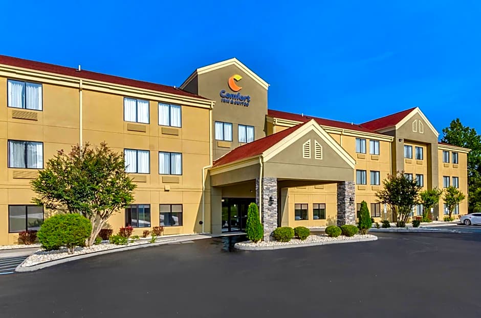Comfort Inn & Suites Troutville - Roanoke North