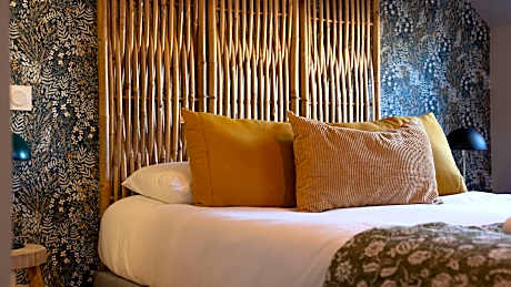 Chambres au coeur du quartier historique - Maison Alternativi