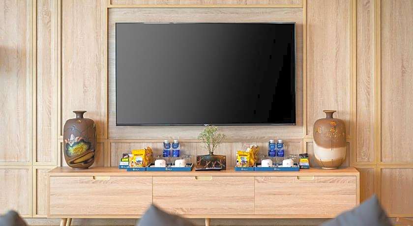 Sala Grand TuyHoa Hotel