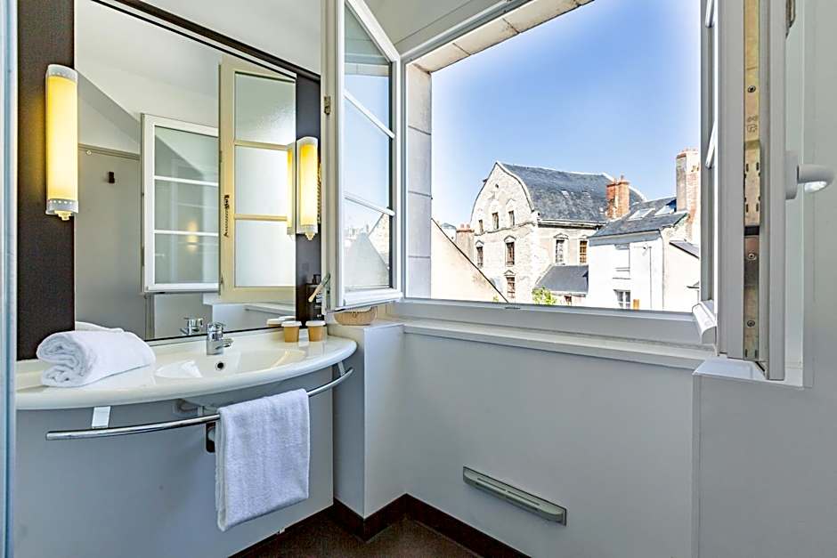 ibis Blois Centre Château