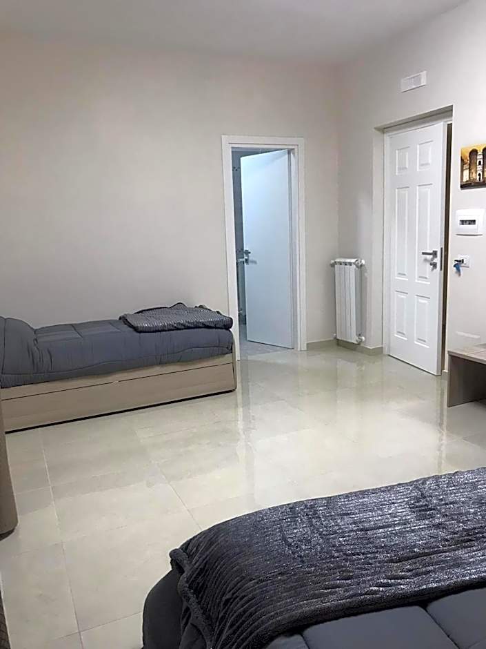 COSTA APARTMENT NAPLES