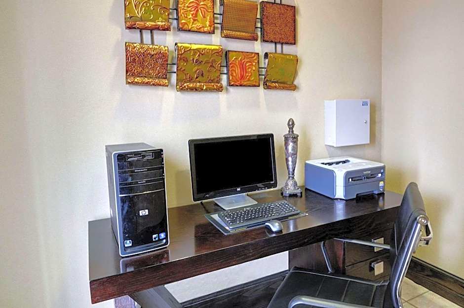 Comfort Inn And Suites