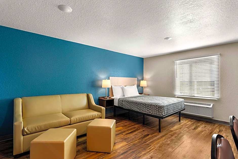 WoodSpring Suites Port St Lucie