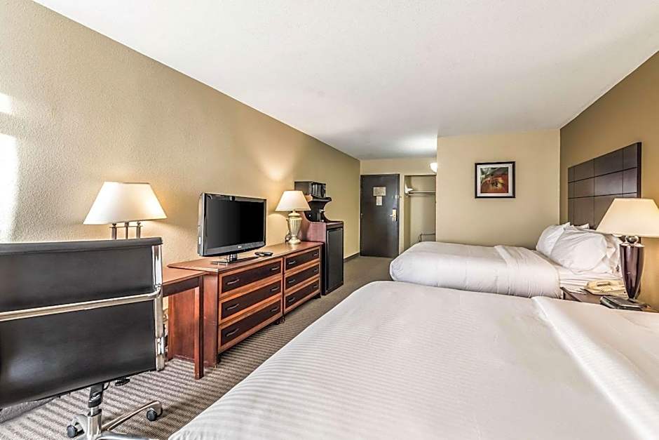 Clarion Hotel Cincinnati North