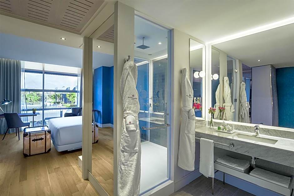 NH Collection Santiago Casacostanera