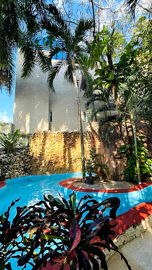 Hotel B&B by Playa del Karma