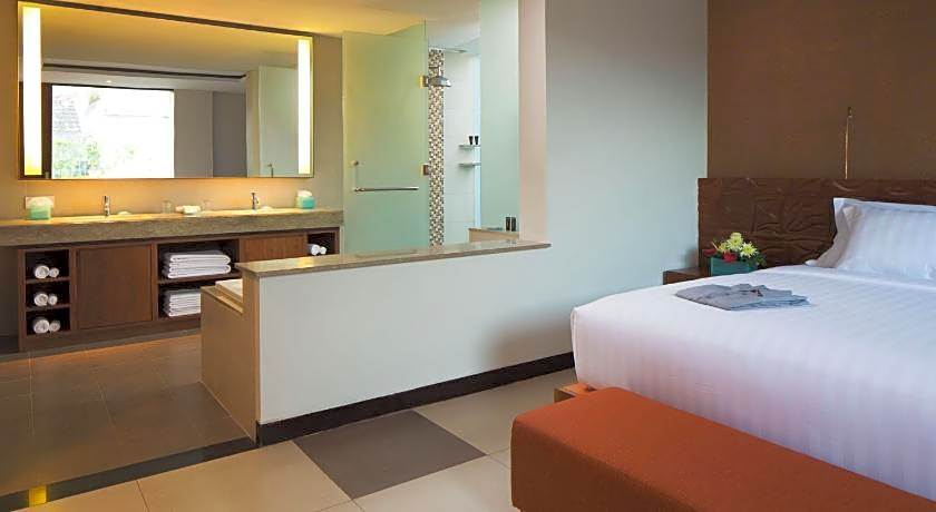 Sun Island Hotel & Spa Legian