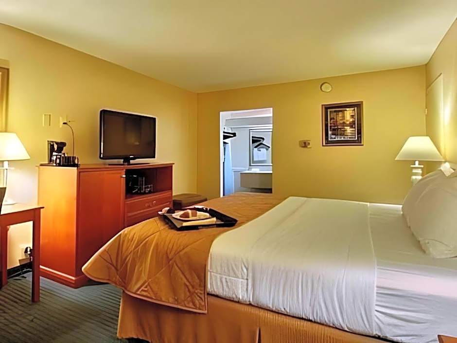 Lifestyle Inn Cedar Falls