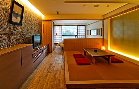 Deluxe Japanese Western Style Room B - Non-Smoking