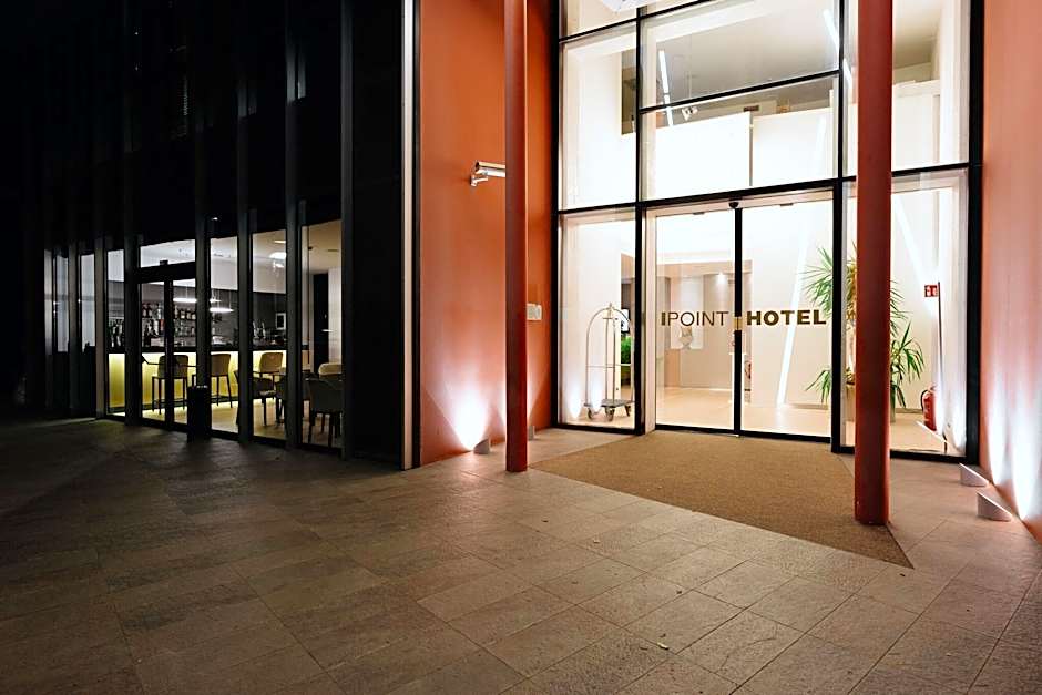 Ipointhotel