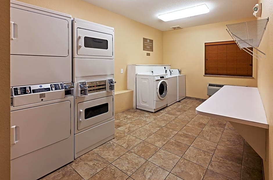 Candlewood Suites Pearland By IHG