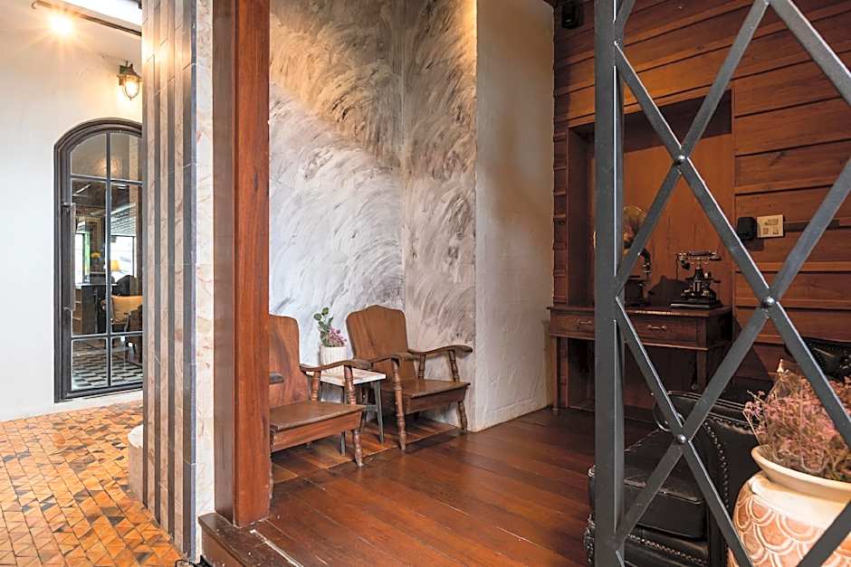 Within Korat Sawairiang