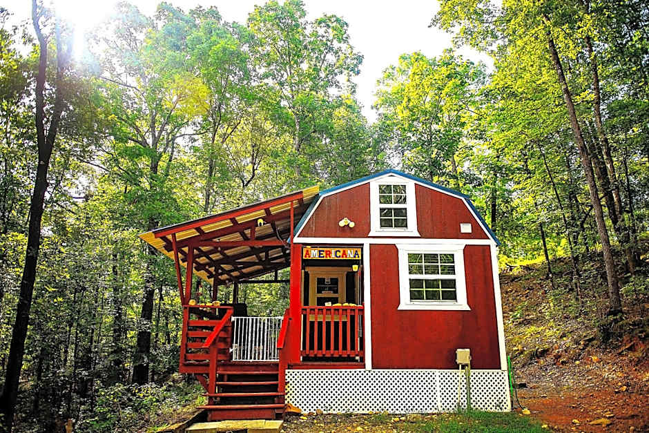 The Americana - Parker Creek Bend Cabins