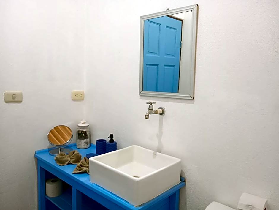 TamaHostel & Glamping