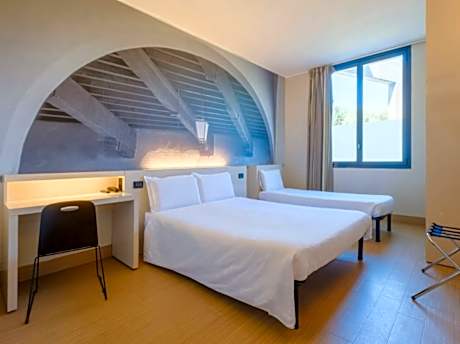 Triple Room - Disability Access