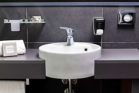 Superior Double Room Single Use (1 Queen Bed)