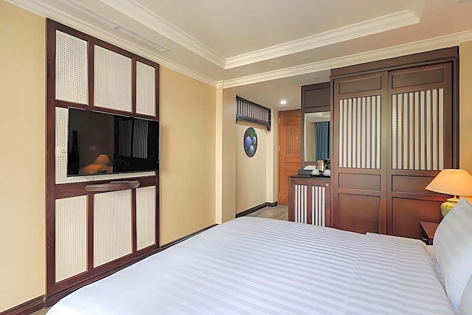 Lotusama Hanoi Hotel