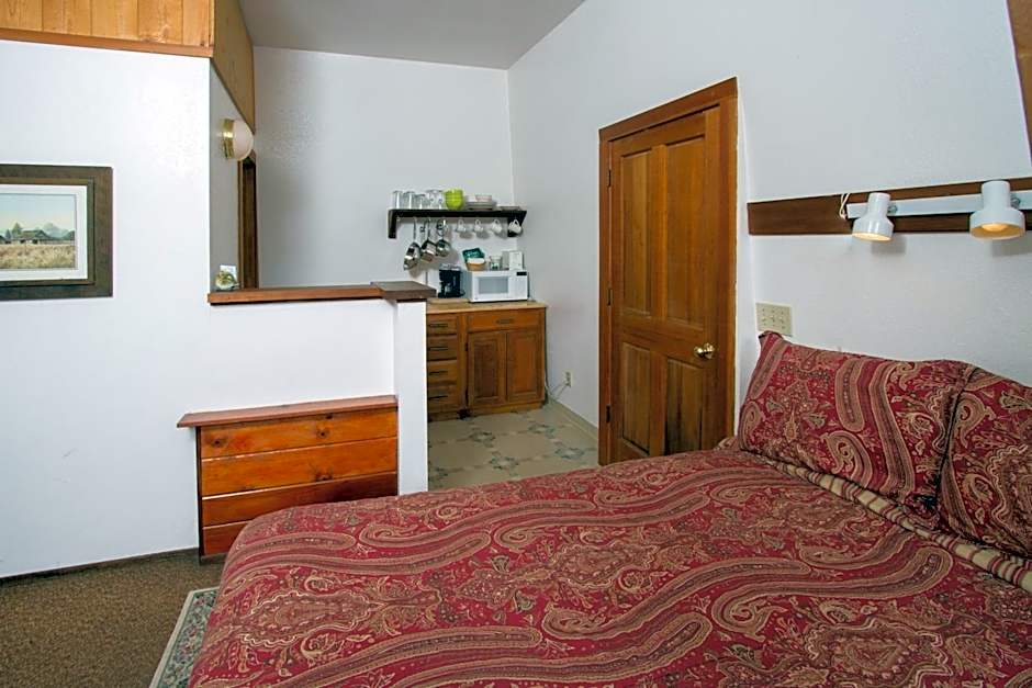 Sweetwater Inn and Spa