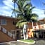 Paradise Inn & Suites