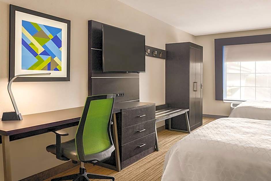 Holiday Inn Express Hotel & Suites Lawton-Fort Sill By IHG