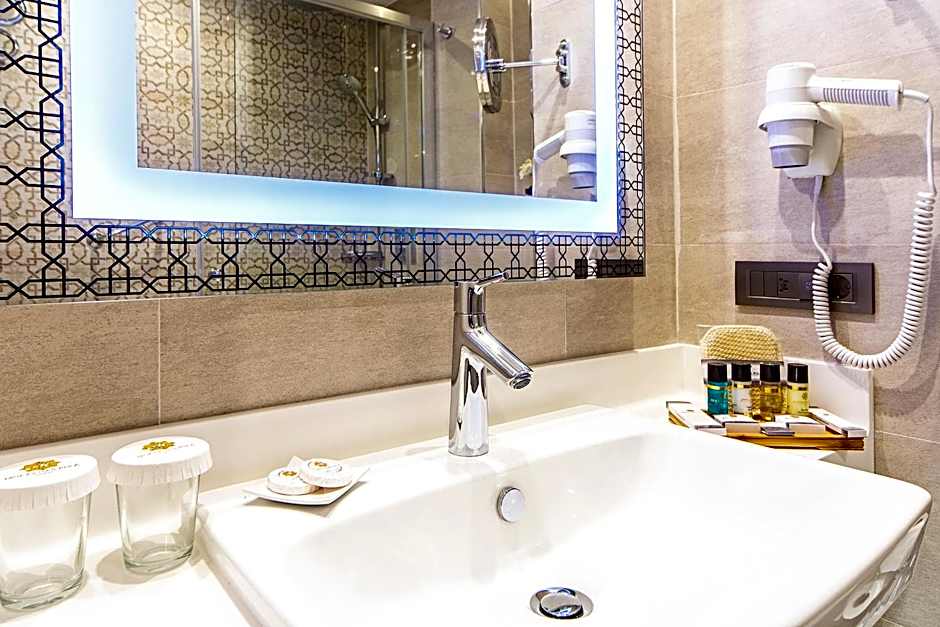 Mukarnas Taksim Hotel