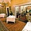 Hacklewood Hill Country House